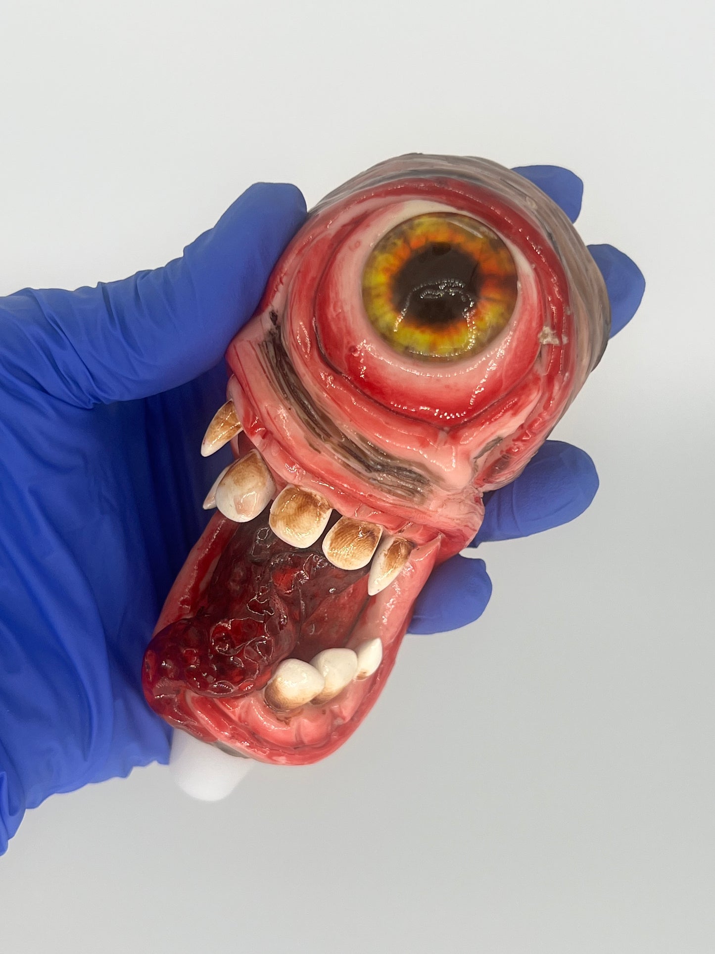 Monster Alien Hand Pipe