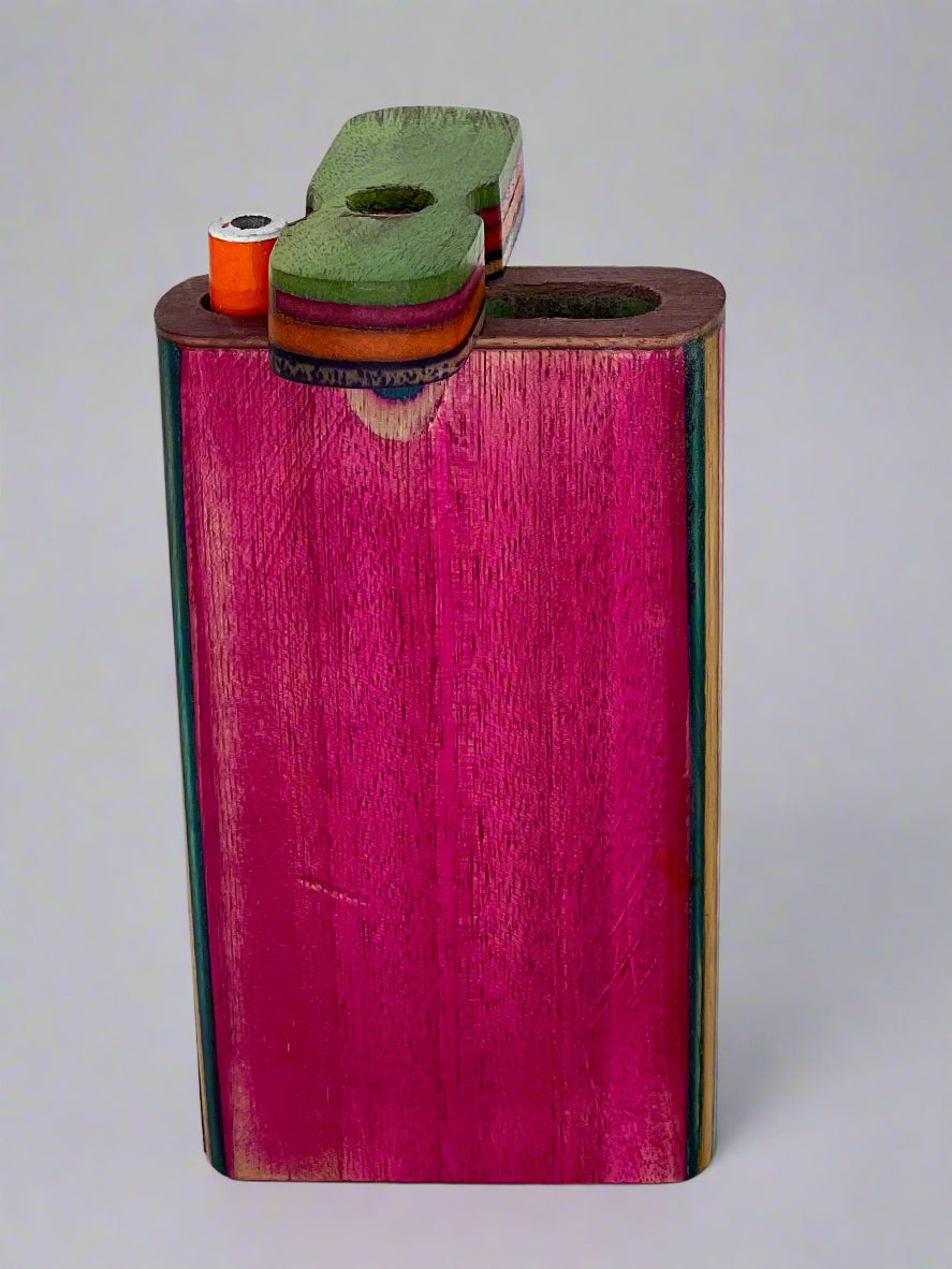 4" Wooden Dugout with One Hitter