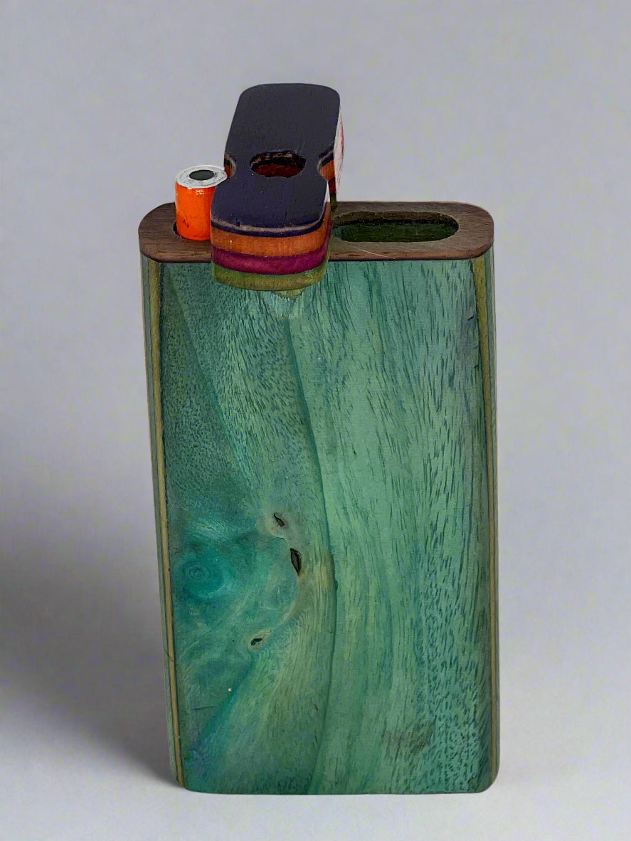 4" Wooden Dugout with One Hitter